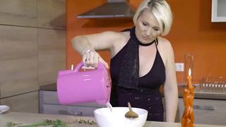 big tits closeup he pounds the granny after she resolved his - 1 image