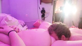 Pussy eating - 3 image