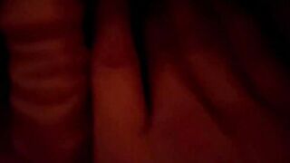 PLAY WITH MY WET PUSSY!