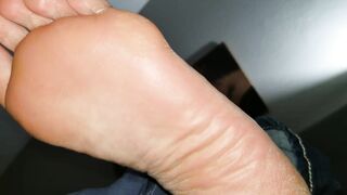 Worship Worshipping BBW RedHead Wifes feet - 2 image