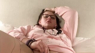 Quickie turns into Shaking Orgasm - 6 image