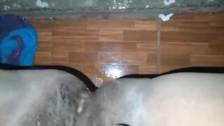 Ebony milf squirting