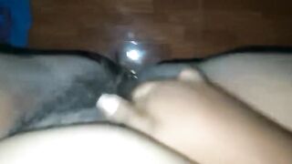 Ebony milf squirting - 2 image