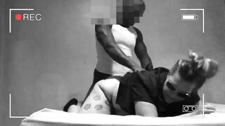 Mature Police Officer Sucks And fucks Black Inmate In Jail - 13 image