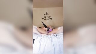 The BEST squirting orgasm I've ever given myself @ 4 mins 30 secs.