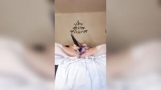 The BEST squirting orgasm I've ever given myself @ 4 mins 30 secs.