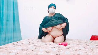 indian muslim aunty sex with toy in doggystyle