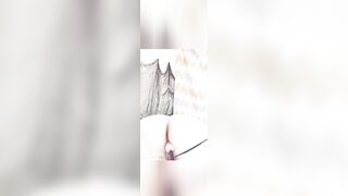 I cum so much it drips down my phat pussy