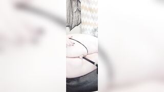 I cum so much it drips down my phat pussy