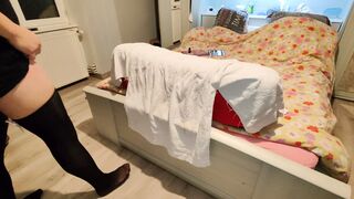 Sweet ass who loves to get different strapons in her ass - 1 image