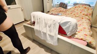 Sweet ass who loves to get different strapons in her ass - 7 image