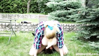 Facesitting with a Fat Juicy Booty - 6 image