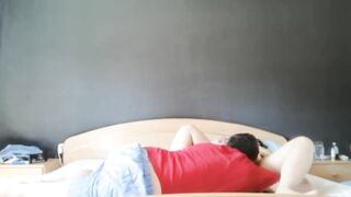 Stranger suprise my wife in bed - 3 image