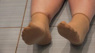 Pissing and showing her holes and dirty talk mature bbw hairy pussy MILF. - 3 image