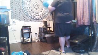 buttcrack cleaning up - 5 image