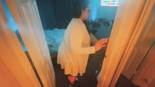 Sexy brunette BBW getting fucked with two short leg casts - 3 image