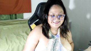 Bbw just talking with her fans - 5 image