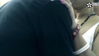 Desi Indian Aunty Ko Darji Ne Lund Daal Khub Choda and Facial on her Mouth  ( Hindi Audio ) - 3 image