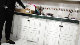 The delivery boy is lucky, the lady has no way to pay him what he brought her and ends up paying him with her body, they would all like to have the same luck - 3 image