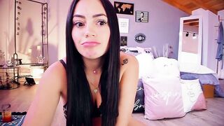 Sexy Colombian webcamer with great attributes looks very sensual in her lingerie while broadcasting her live show - 3 image