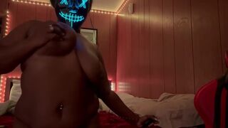 Eating That Magical Pussy Right