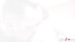 What do lonely mothers do at home? - 6 image