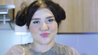 My whore friend calls me to tell me how she fucks and I end up getting a cucumber | PeacheeMeow - 2 image