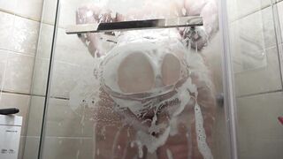 Big ass in soapy foam. Chubby beautiful milf washes in the shower and masturbates. Home fetish.