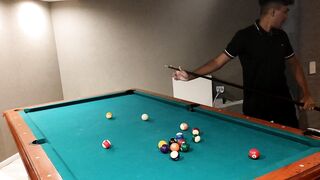Pendeja se pone jugetona y me hace apostar en un juego de pool