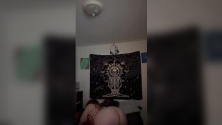 Watch me cum on the dick and suck him dry - 4 image