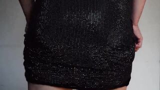 Nice chick is playing with her ass - 5 image