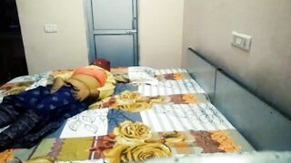 HARDCORE ROUGH INDIAN SEX NEWLY MARRIED COUPLE Clear Hindi Audio chudai 2022 - 5 image