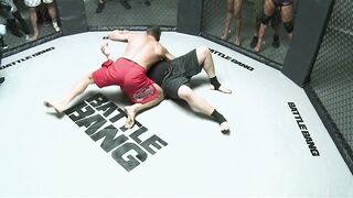 Big Tit BBW Ring Girl Volunteers To Fuck The Lucky Winner oF The Cage Fight - 6 image