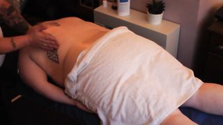 Wife Gets Happy ending from Pro Masseur - 5 image