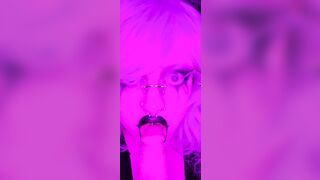 Fat white PAWG sucks and fucks dildo - 3 image