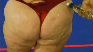 Mature blonde BBW asked her neighbour toy her holes - 2 image