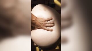 Thumbing her phat ass - 12 image