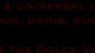 Alone afternoon Milf chubby cougar with big ass - satisfaction with son in law - 2 image