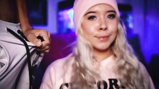 Horny blonde calls her neighbor to lend her his cock to broadcast live - 6 image