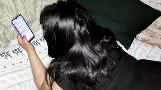 encontre a mi hermanastra hablando con su cita de tinder y le di su merecido en la colita - 3 image