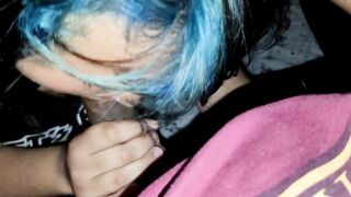 encontre a mi hermanastra hablando con su cita de tinder y le di su merecido en la colita - 7 image