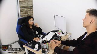 Come to a good deal with my boss - Cum in her mouth - 1 image