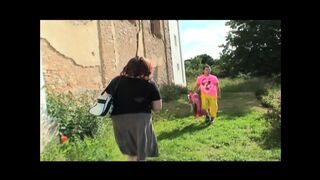 Damaged bitch does not stop! - 1 image