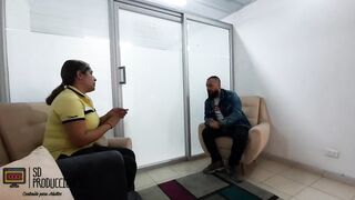 Make a deal with my stepson's school teacher and I end up fucking her pussy