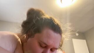 Sexy bbw blows and then gets creampied - 8 image