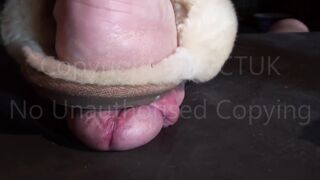 22-09-04 BROWN SLIPPERS COCK CRUSH 1 - 8 image