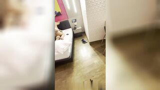 Tomei o leite do meu amigo no motel