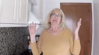 La madura Fina y sus ENORMES TETAS son un regalo! - 2 image