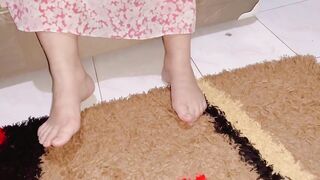 #viral, Muslim woman scandal gangbanged with employer in the room - 2 image