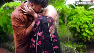 Desi Komal Bhabhi Ke Bade Bade Doodh Dekh Fisal Gaya Dewarji ( Hindi Audio ) - 4 image